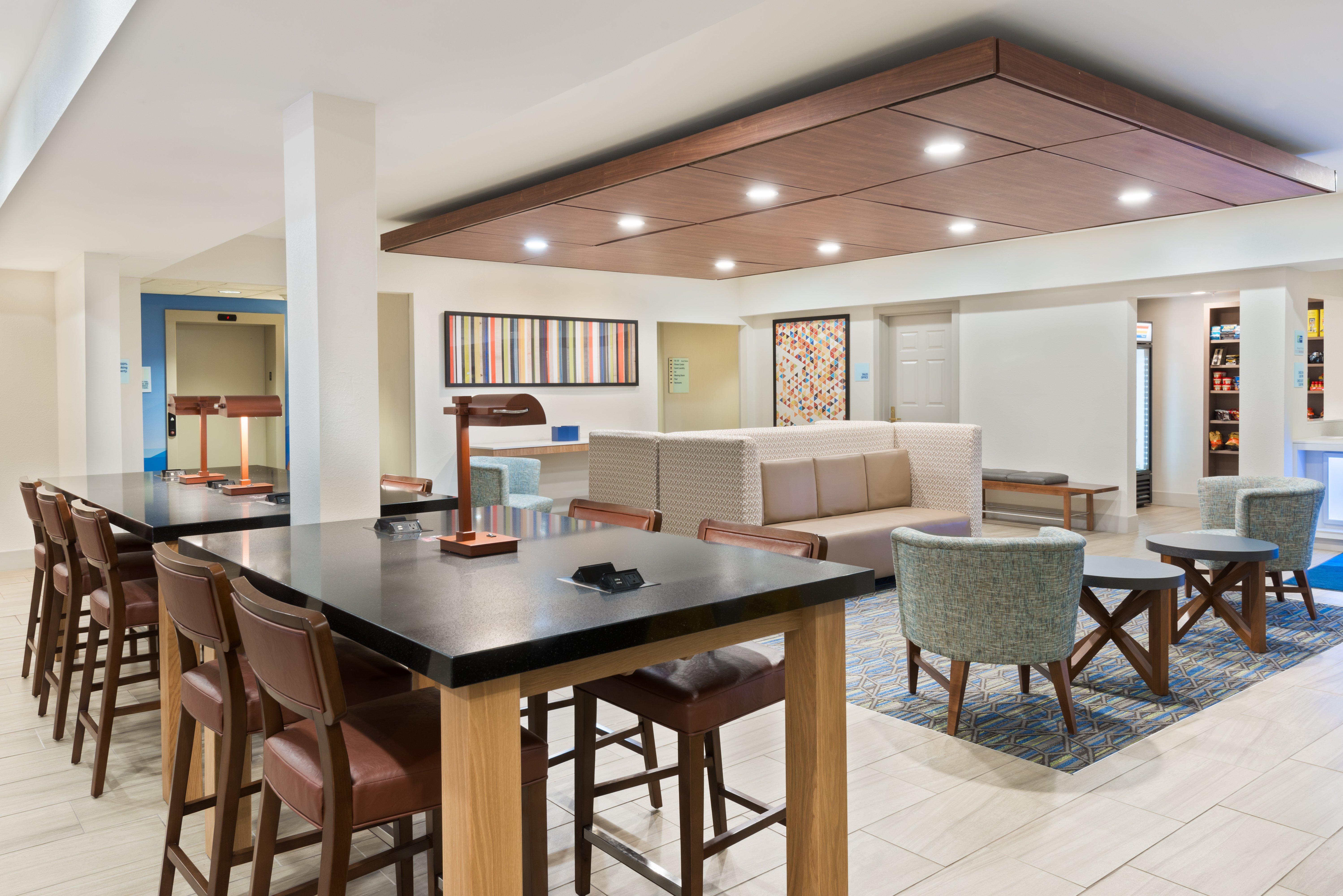 Holiday Inn Express & Suites - Columbus Airport East By Ihg Eksteriør billede