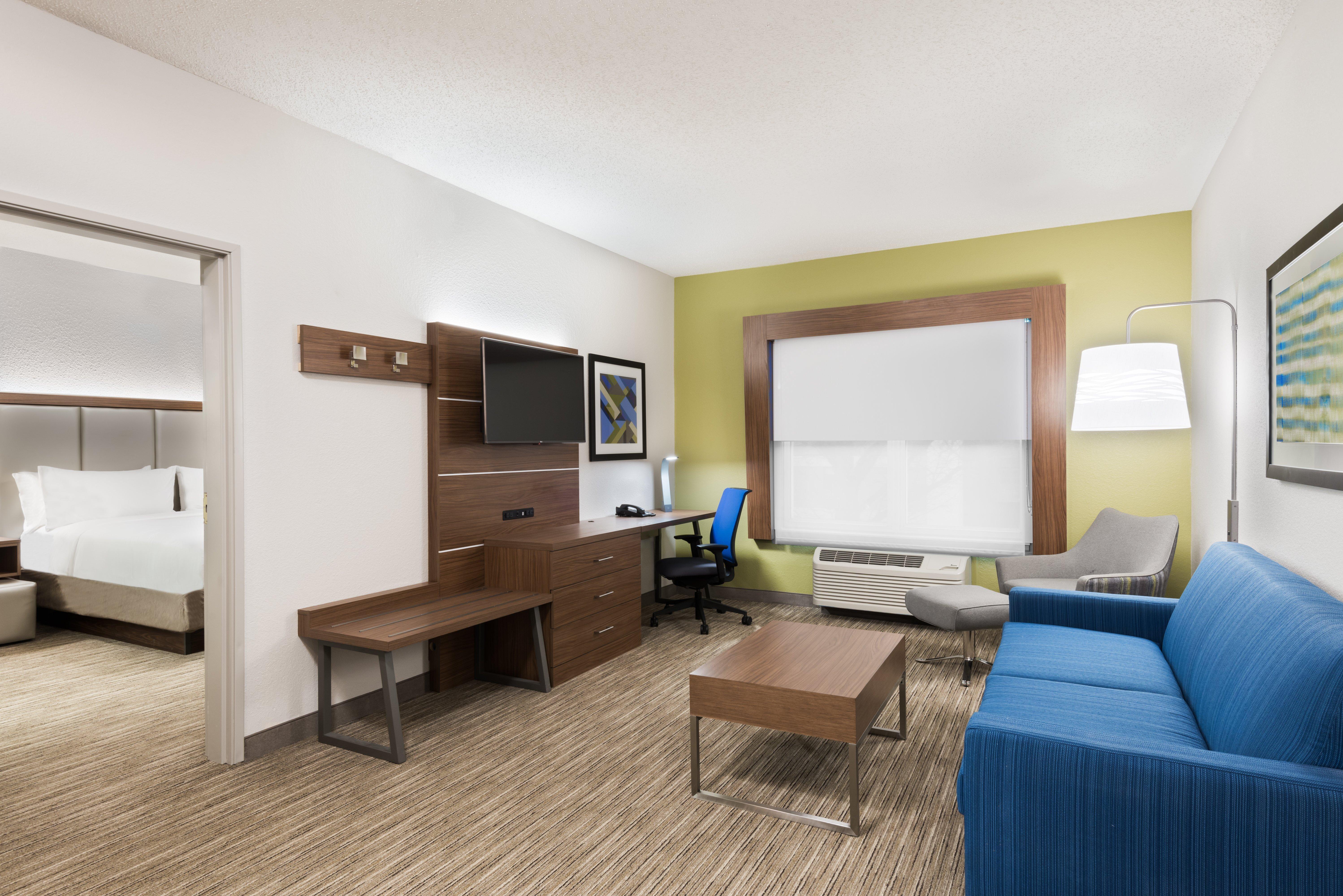 Holiday Inn Express & Suites - Columbus Airport East By Ihg Eksteriør billede