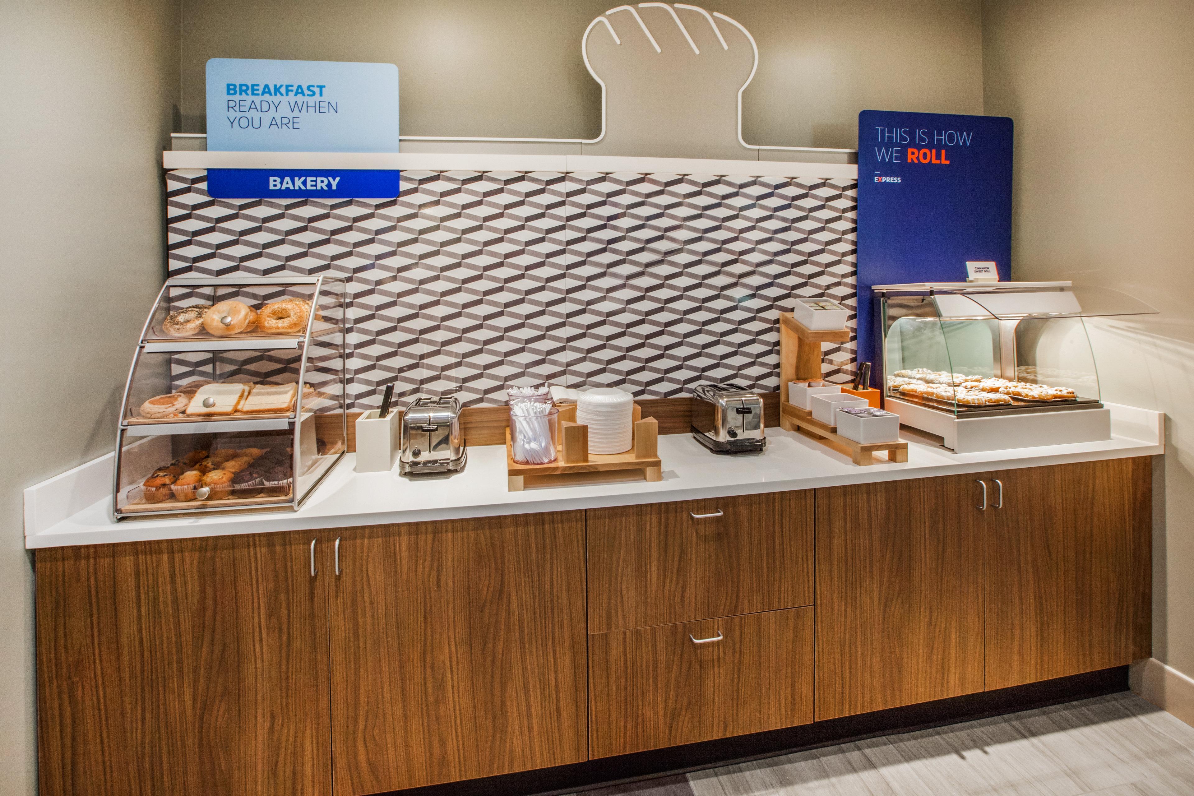 Holiday Inn Express & Suites - Columbus Airport East By Ihg Eksteriør billede