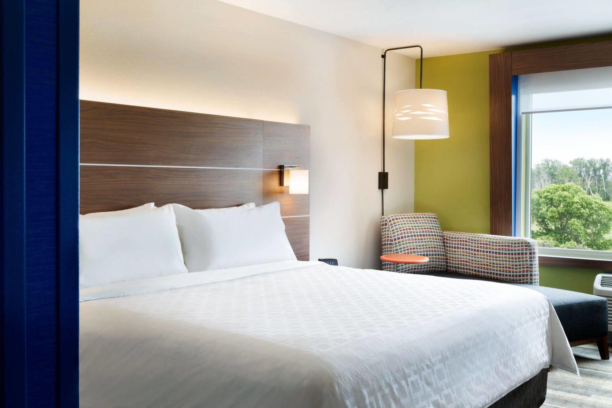 Holiday Inn Express & Suites - Columbus Airport East By Ihg Eksteriør billede
